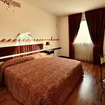 فندق Chocohotel بيرودجا